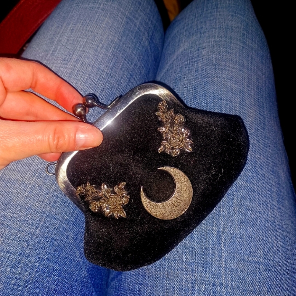 Killstar black velvet coinpurse never used